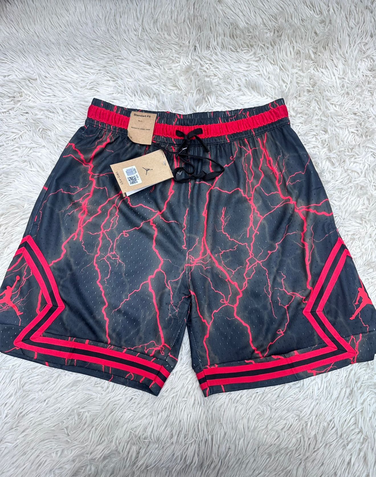 Short Jordan Diamond - Diseño Rayos Negro y Azul