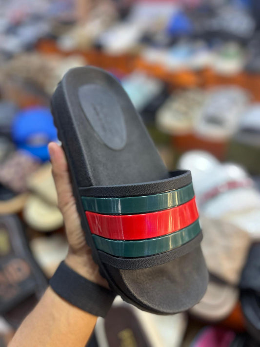 Chanclas Gucci Flap - Negras