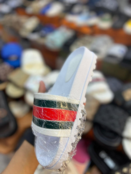 Chanclas Gucci Flap - Blancas