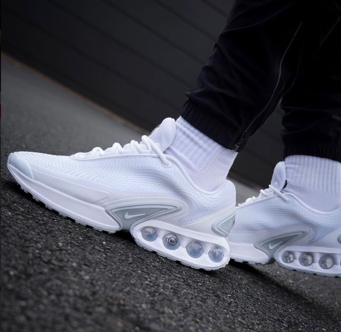 Nike Air Max DN - Blancas