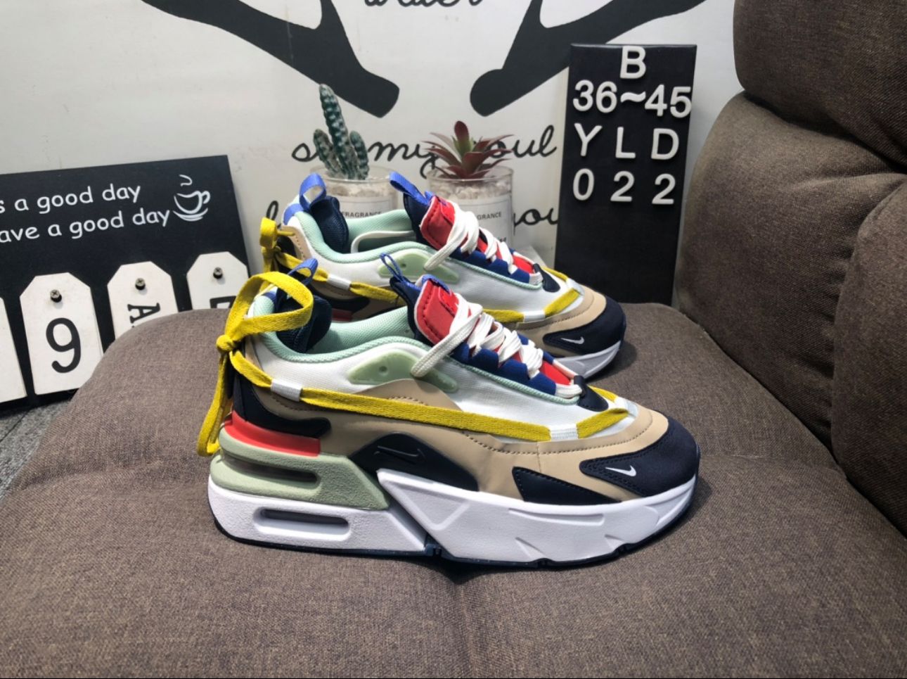 Nike Air Max Furyosa - Varios Colores