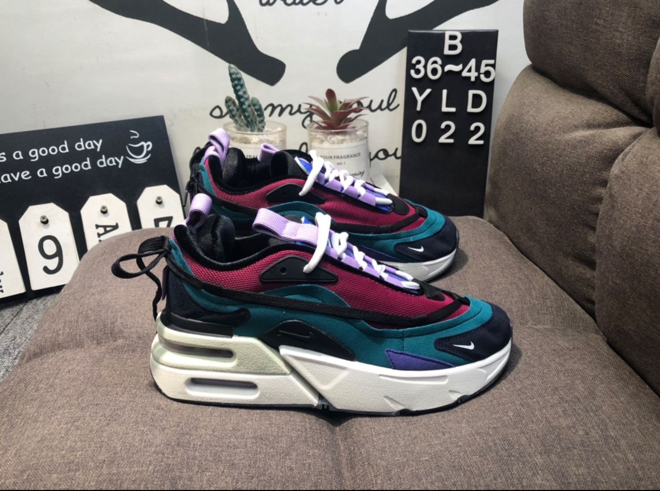 Nike Air Max Furyosa - Varios Colores