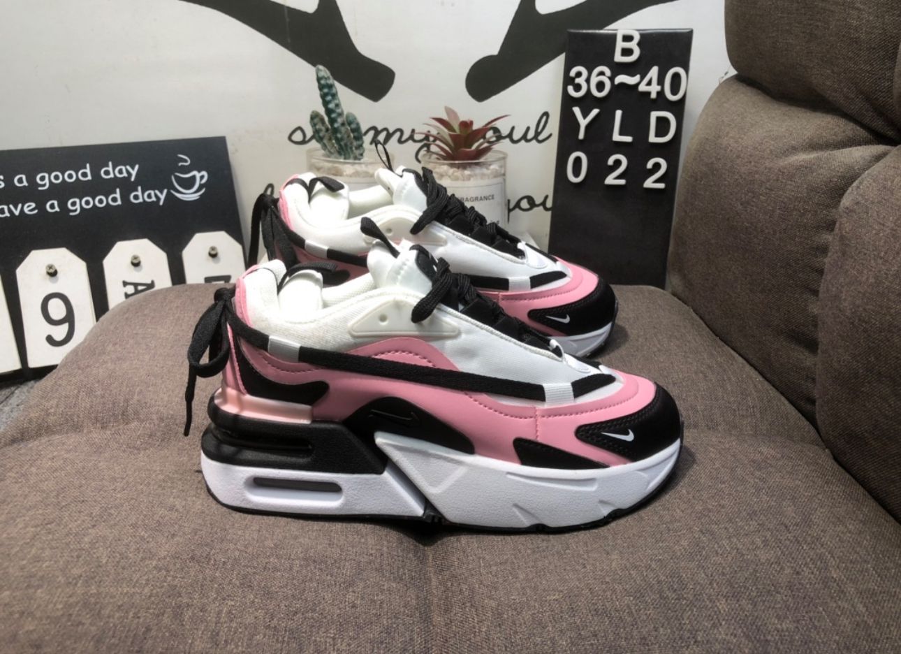 Nike Air Max Furyosa - Blanco y Rosado