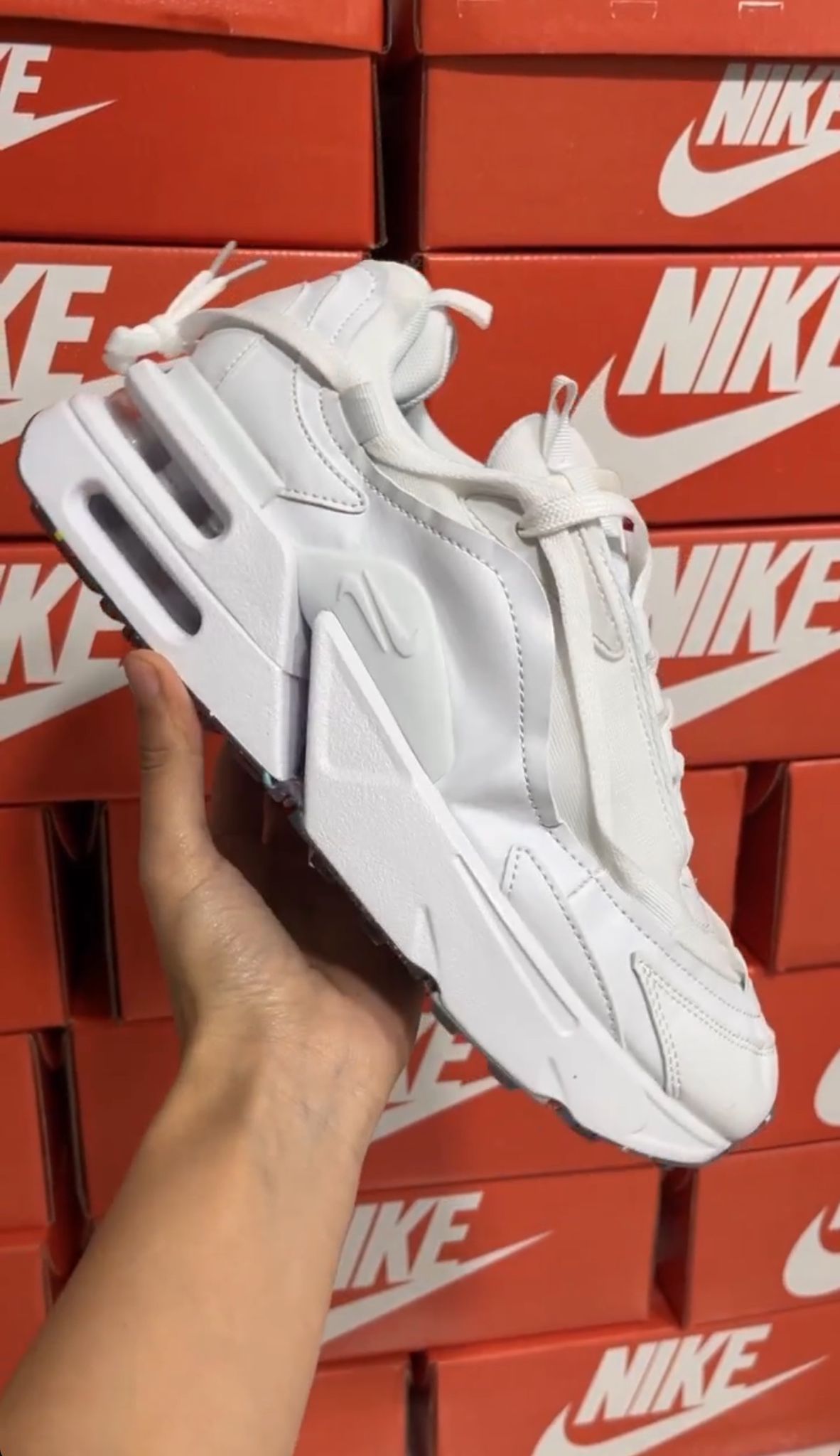 Nike Air Max Furyosa - Blancas
