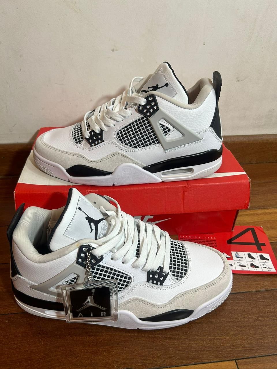 Nike Air Jordan 4 Retro - Military Black