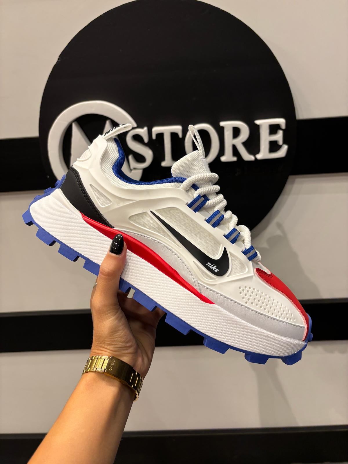 Nike Bailleli – Blanco y Azul