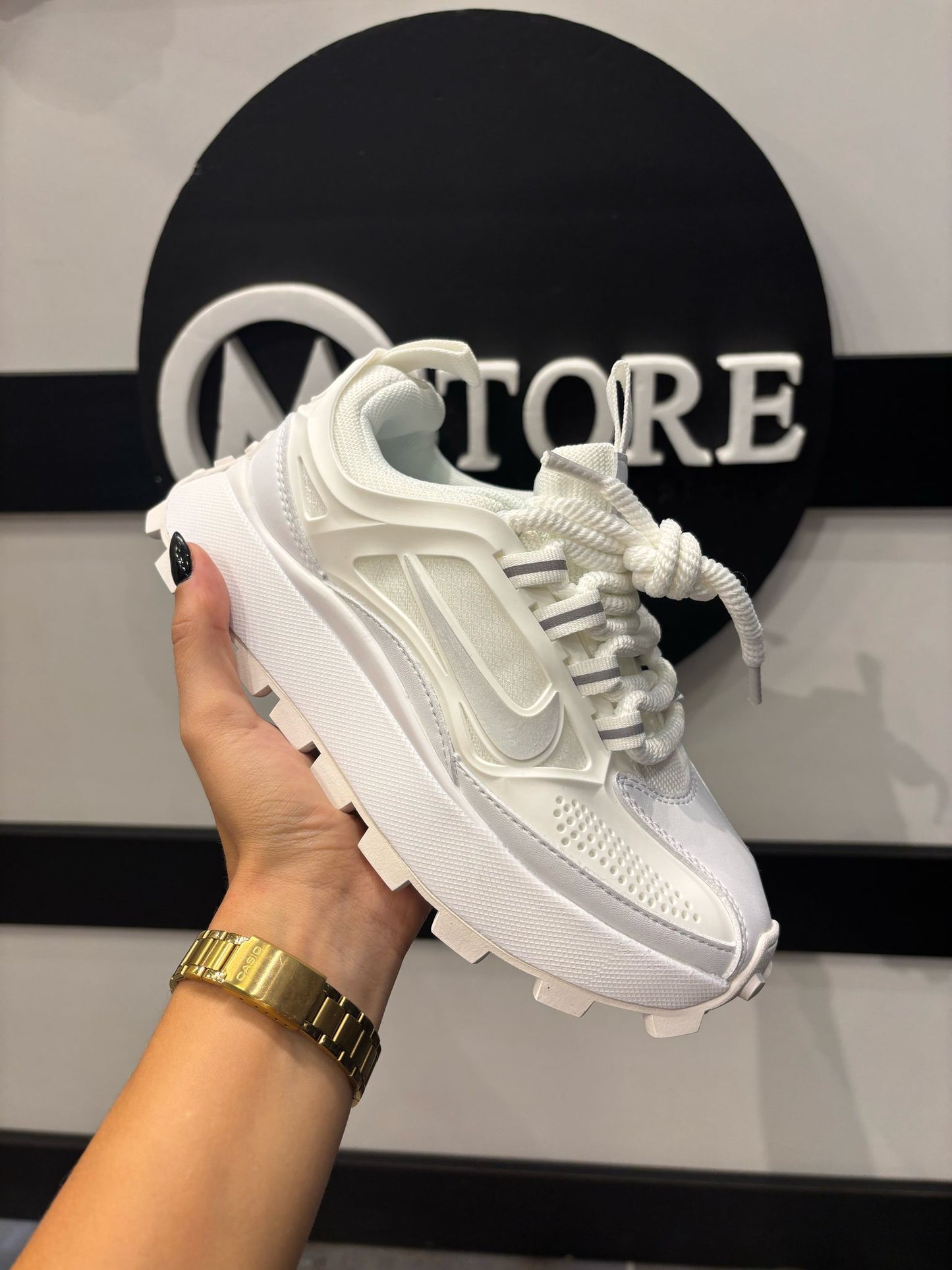 Nike Bailleli – Blanco