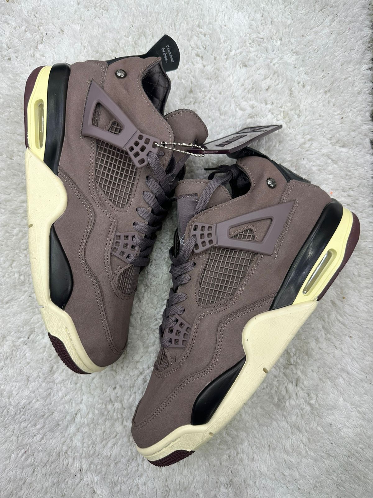 Nike Air Jordan 4 Retro - Marrones