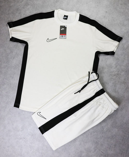 Conjunto NIKE - Blanco Y Negro