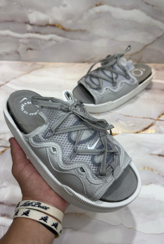 Chanclas Nike Cordones - Gris