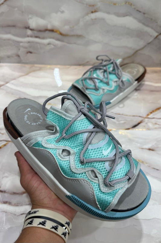 Chanclas Nike Cordones - Celeste y Gris