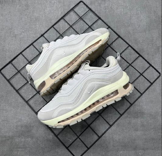 Nike Air Max Futura - Crema