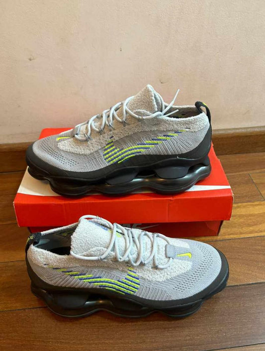 Nike Air Max Scorpion - Gris y Verde