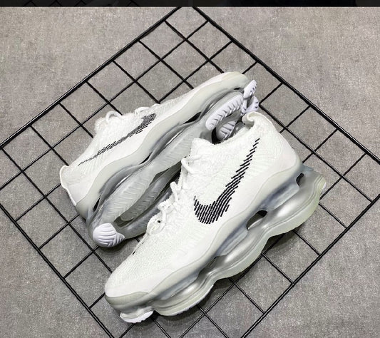 Nike Air Max Scorpion - Blancos