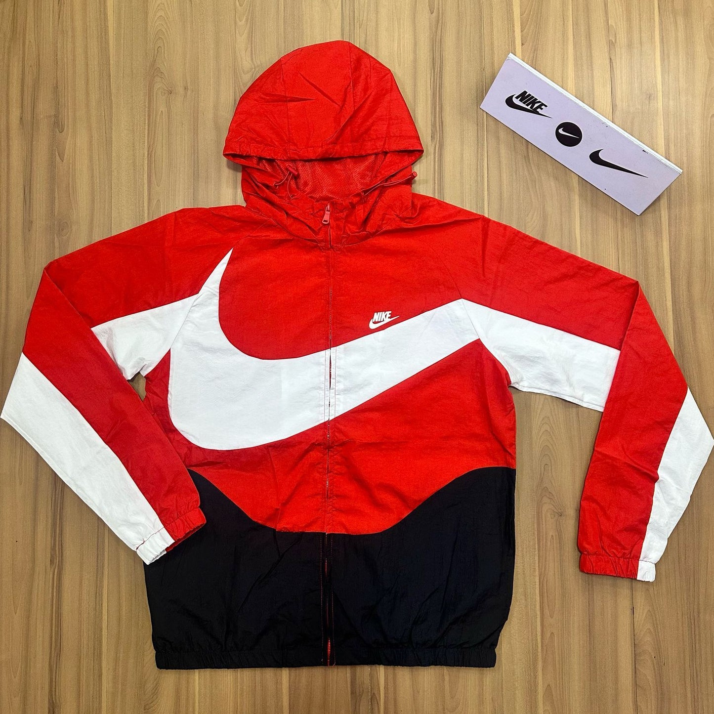 Rompevientos Nike BIG LOGO - Varios Colores