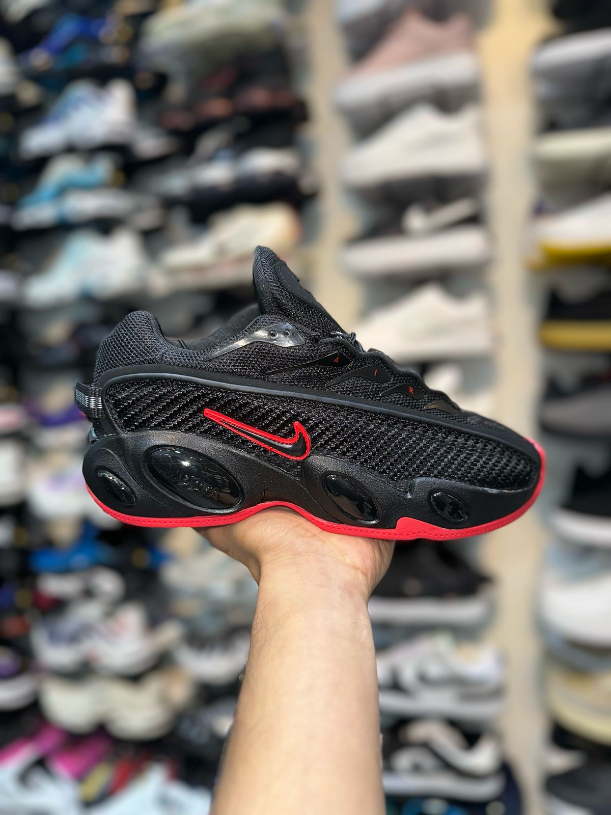 Nike Nocta Glide - Negras con Rojo