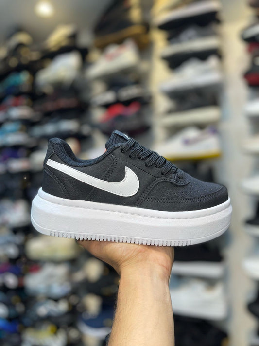 Nike Court Vision - Negro y Blanco